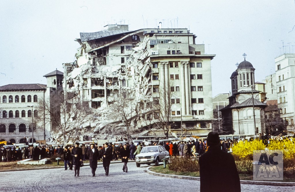 Lista blocurilor prăbușite / avariate la cutremurele din 1940 și 1977